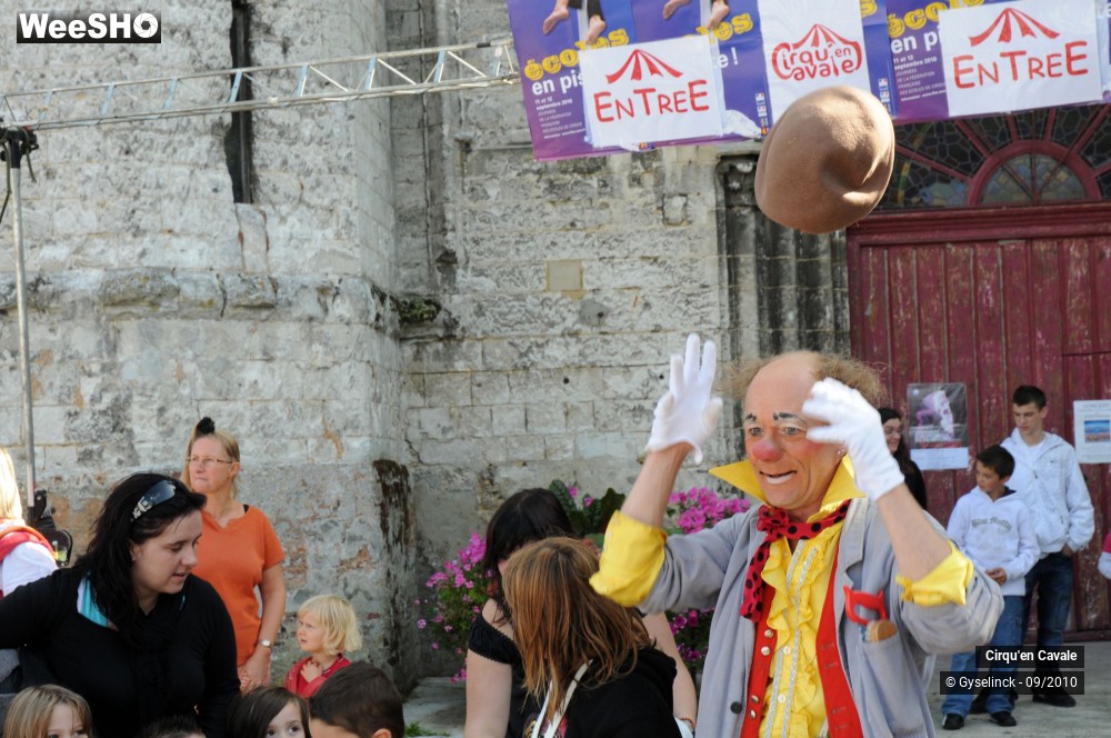 5/43 photos du spectacle Cirqu'en Cavale