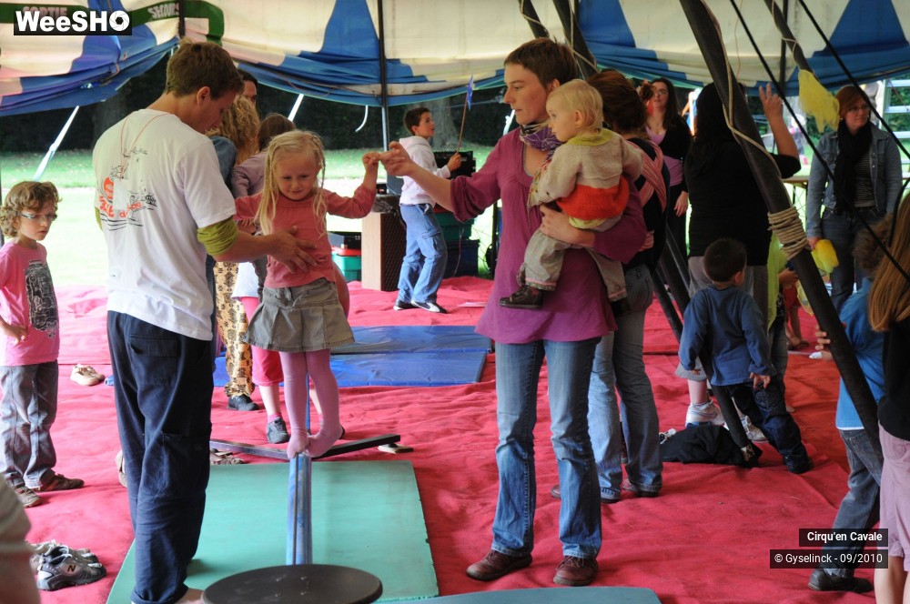 6/43 photos du spectacle Cirqu'en Cavale