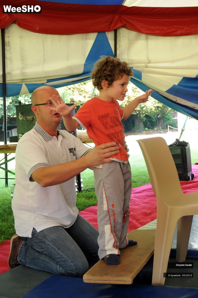 22/43 photos du spectacle Cirqu'en Cavale