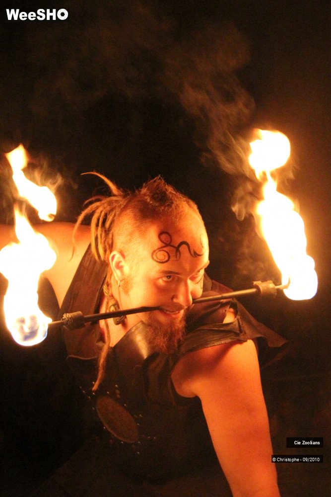 2/27 photos du spectacle La lueur de Zeis