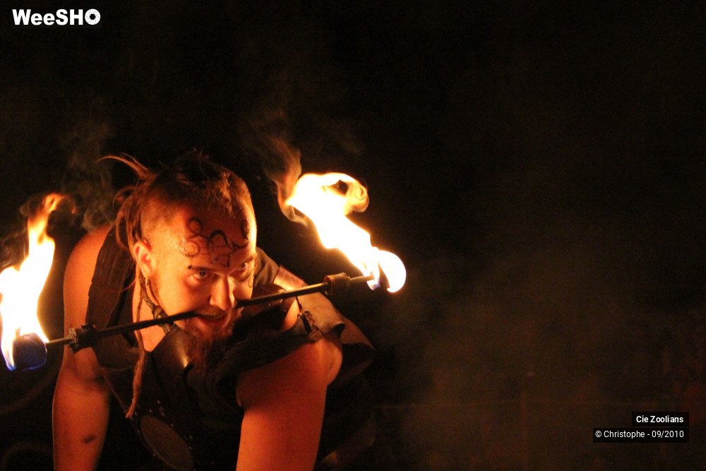 16/27 photos du spectacle La lueur de Zeis