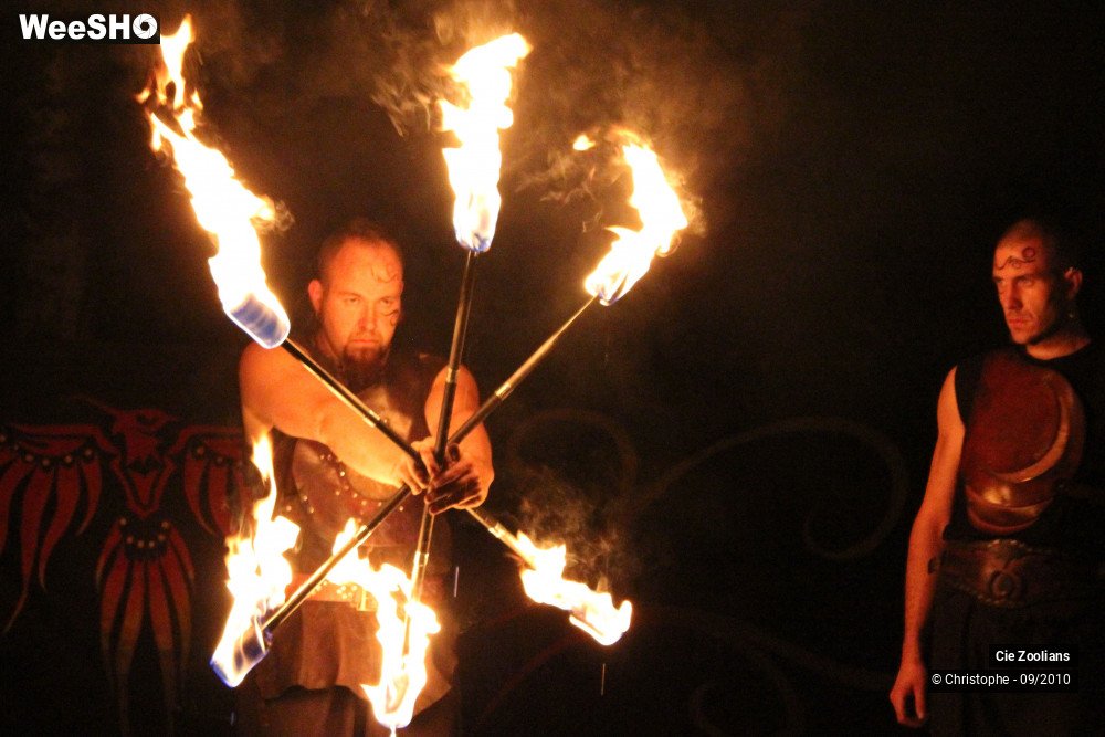 19/27 photos du spectacle La lueur de Zeis