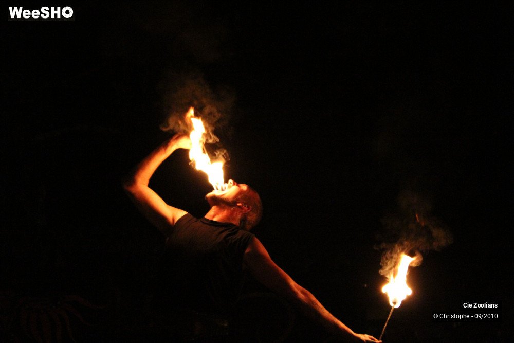 23/27 photos du spectacle La lueur de Zeis