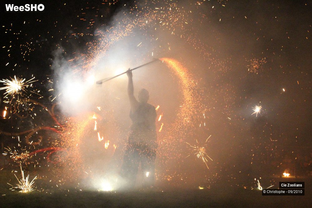 26/27 photos du spectacle La lueur de Zeis