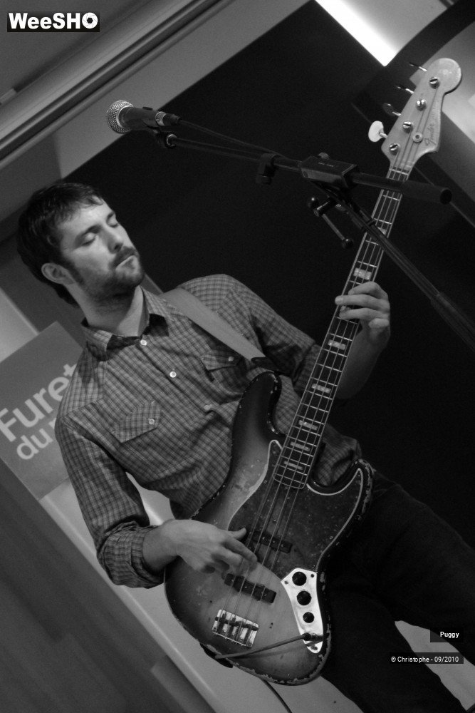 6/30 photos du spectacle Puggy