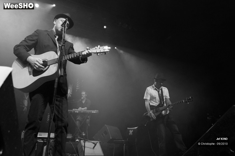 2/45 photos du spectacle Jef Kino