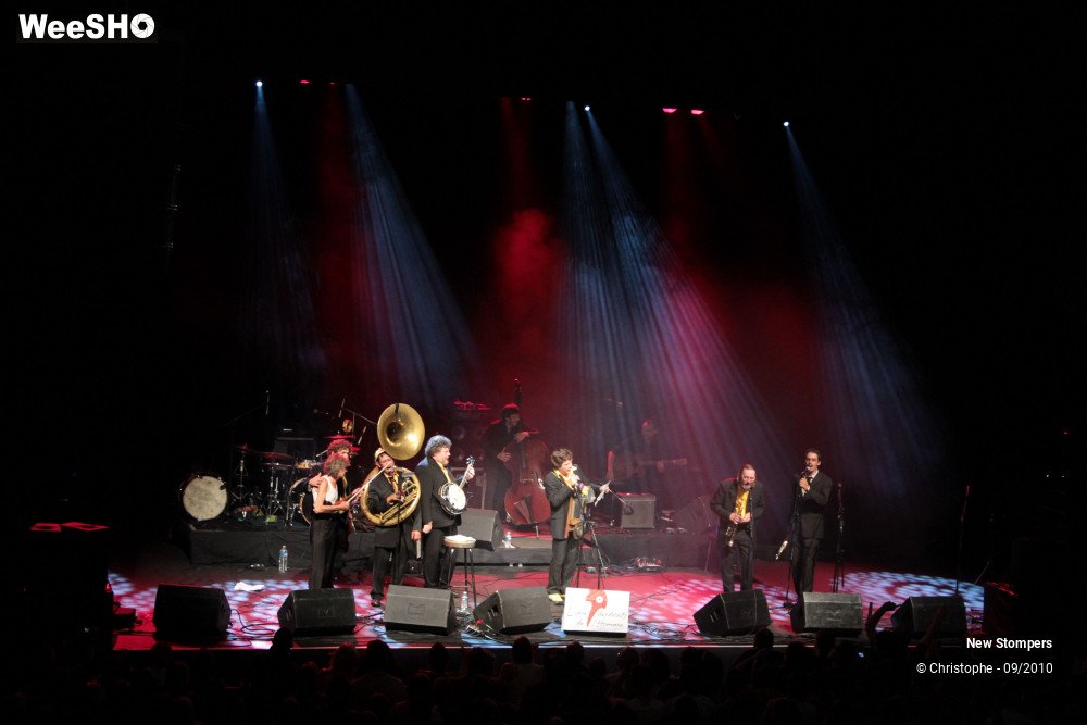 4/30 photos du spectacle New Stompers