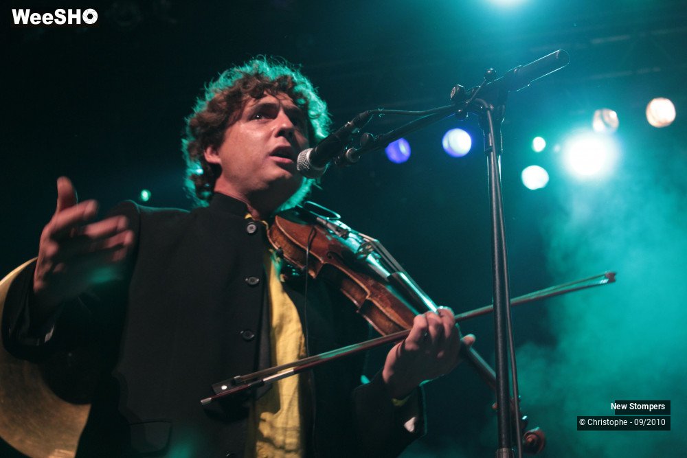 5/30 photos du spectacle New Stompers