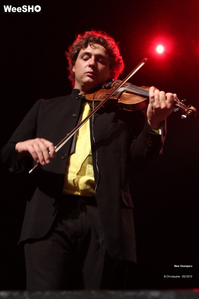 28/30 photos du spectacle New Stompers