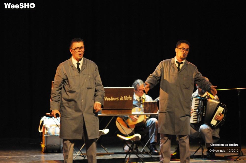 26/30 photos du spectacle Vendeurs de Mots