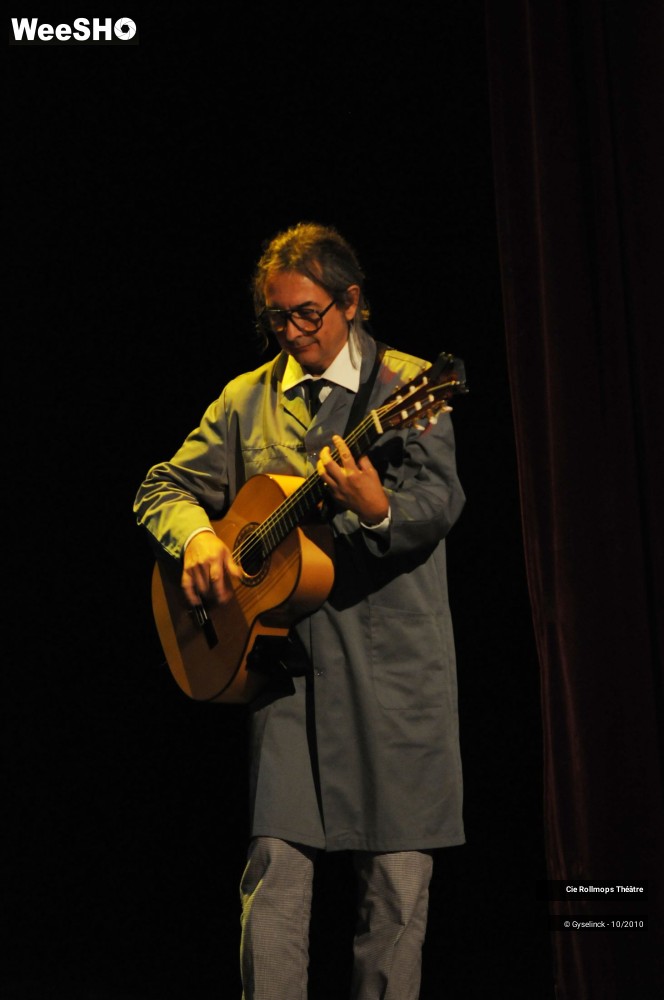 29/30 photos du spectacle Vendeurs de Mots