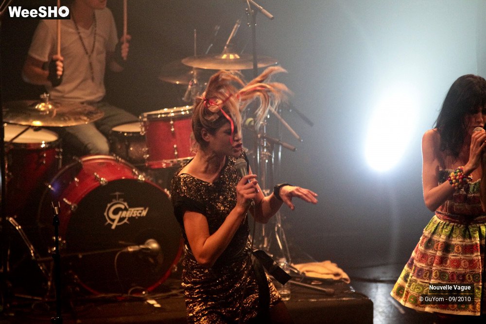 33/50 photos du spectacle Nouvelle Vague