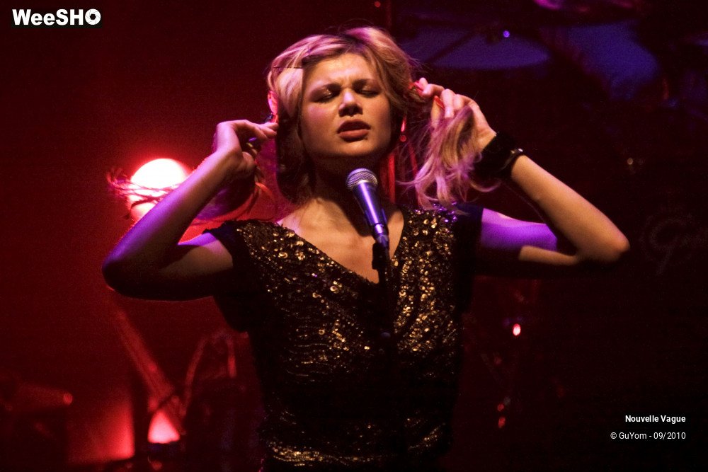 42/50 photos du spectacle Nouvelle Vague