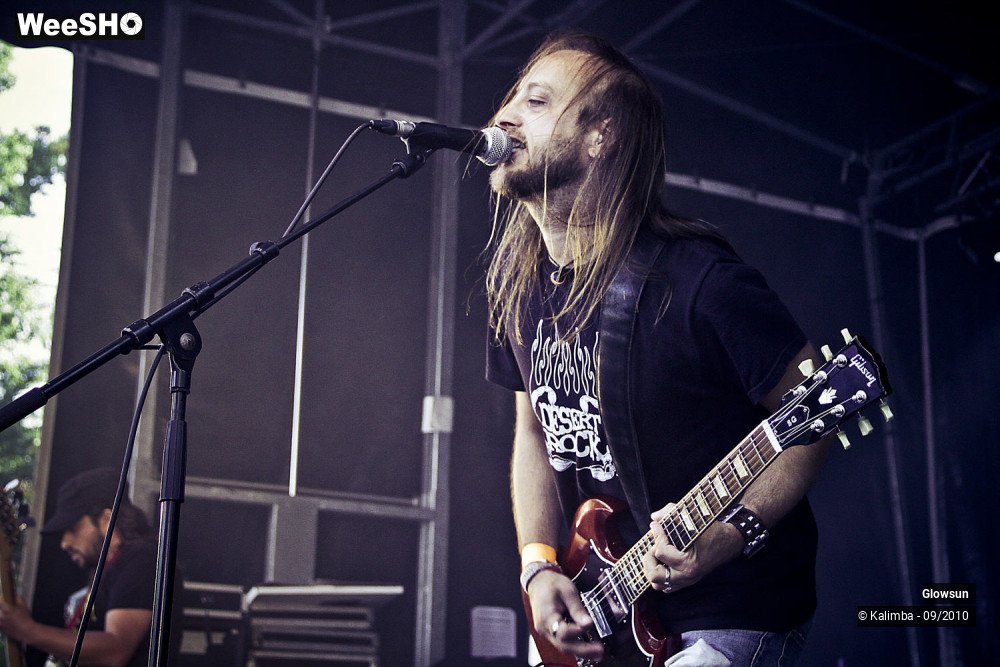 16/17 photos du spectacle Glowsun