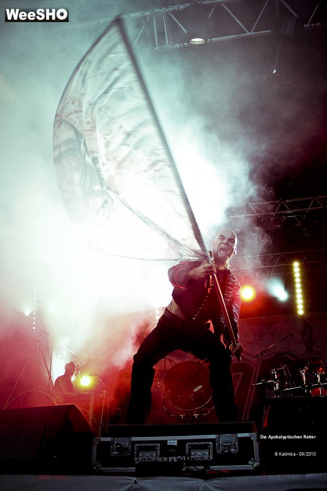 9/33 photos du spectacle Die Apokaliptiken Reiter