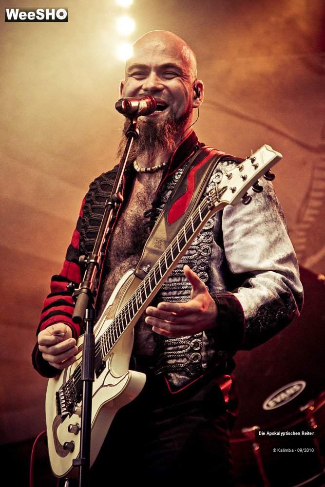 16/33 photos du spectacle Die Apokaliptiken Reiter