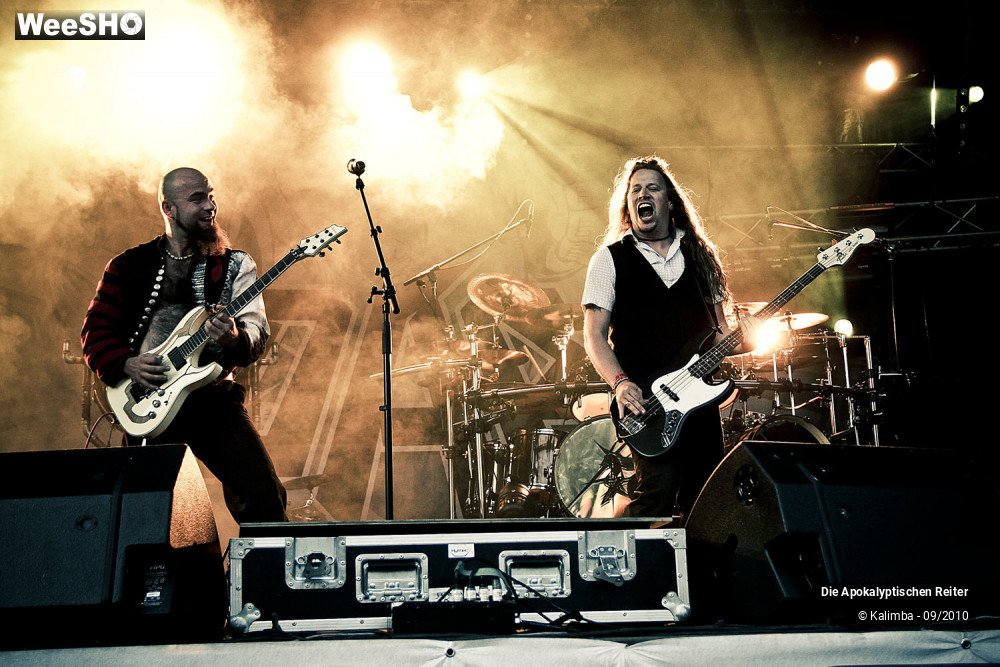 20/33 photos du spectacle Die Apokaliptiken Reiter