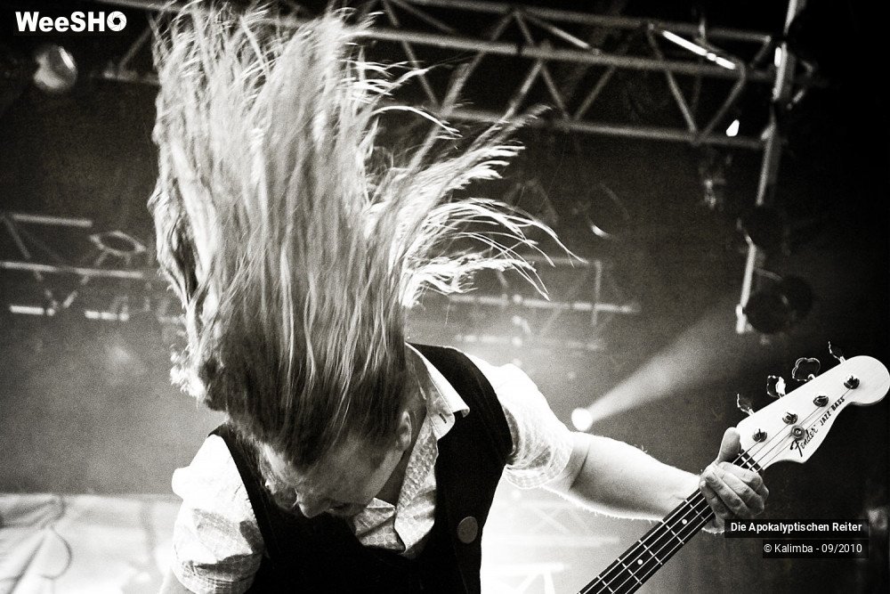 30/33 photos du spectacle Die Apokaliptiken Reiter