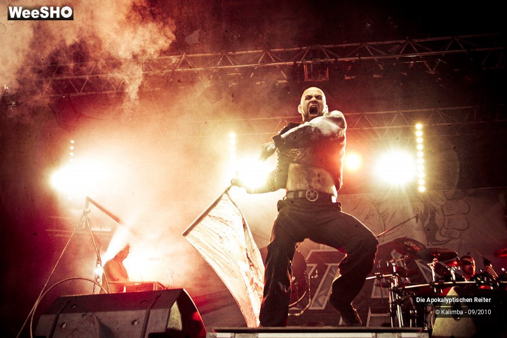 32/33 photos du spectacle Die Apokaliptiken Reiter