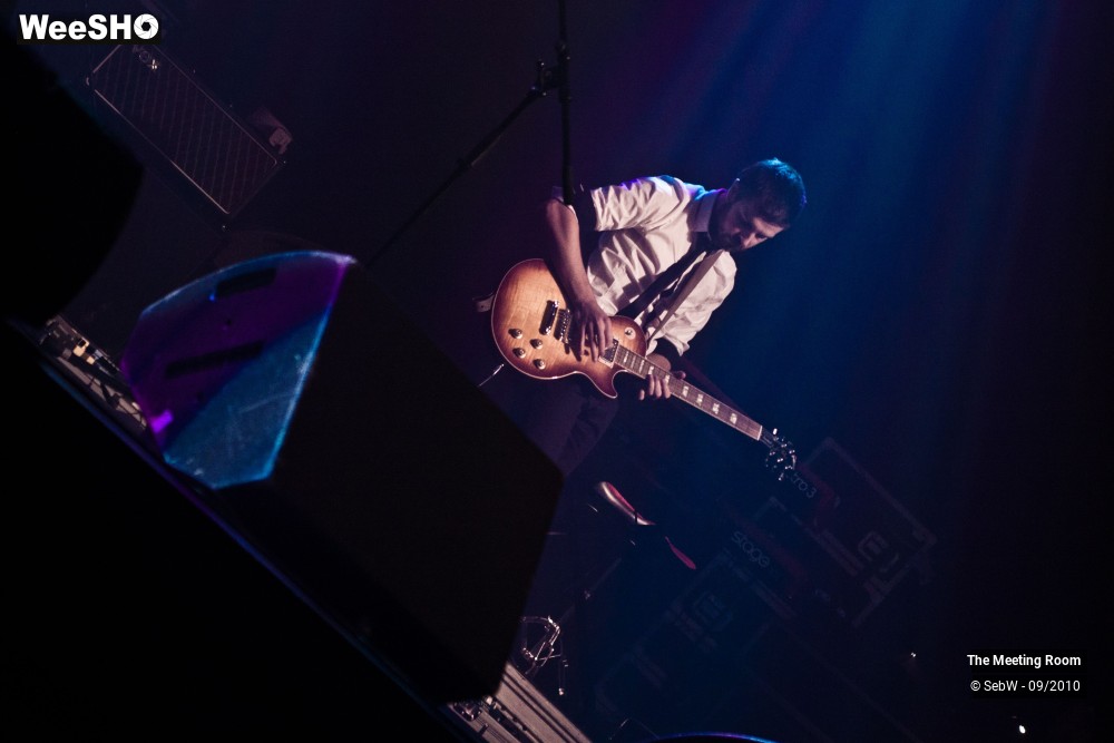 8/32 photos du spectacle The Meeting Room