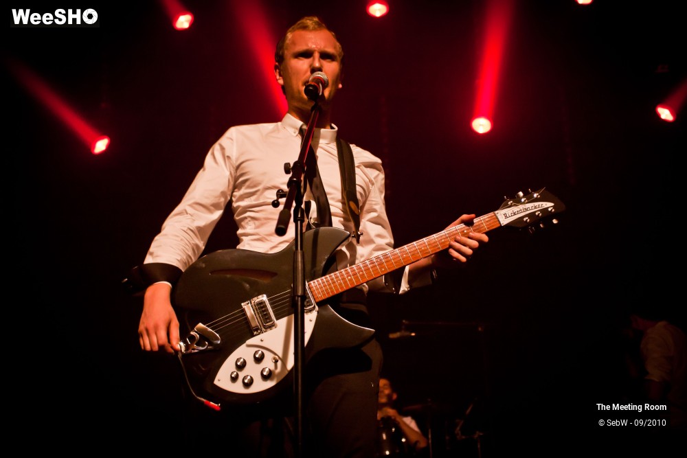 14/32 photos du spectacle The Meeting Room