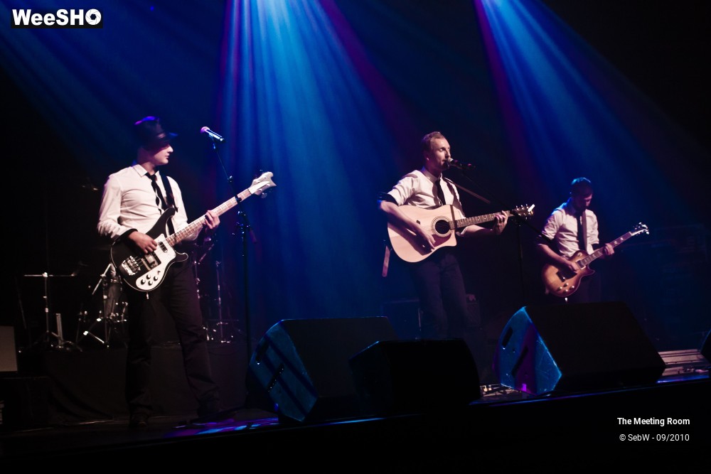 18/32 photos du spectacle The Meeting Room