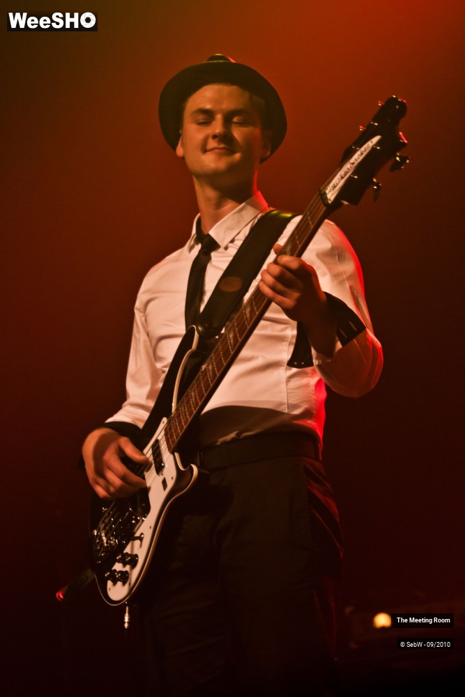 30/32 photos du spectacle The Meeting Room