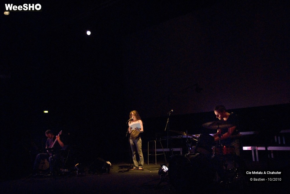 32/35 photos du spectacle Peau Brute