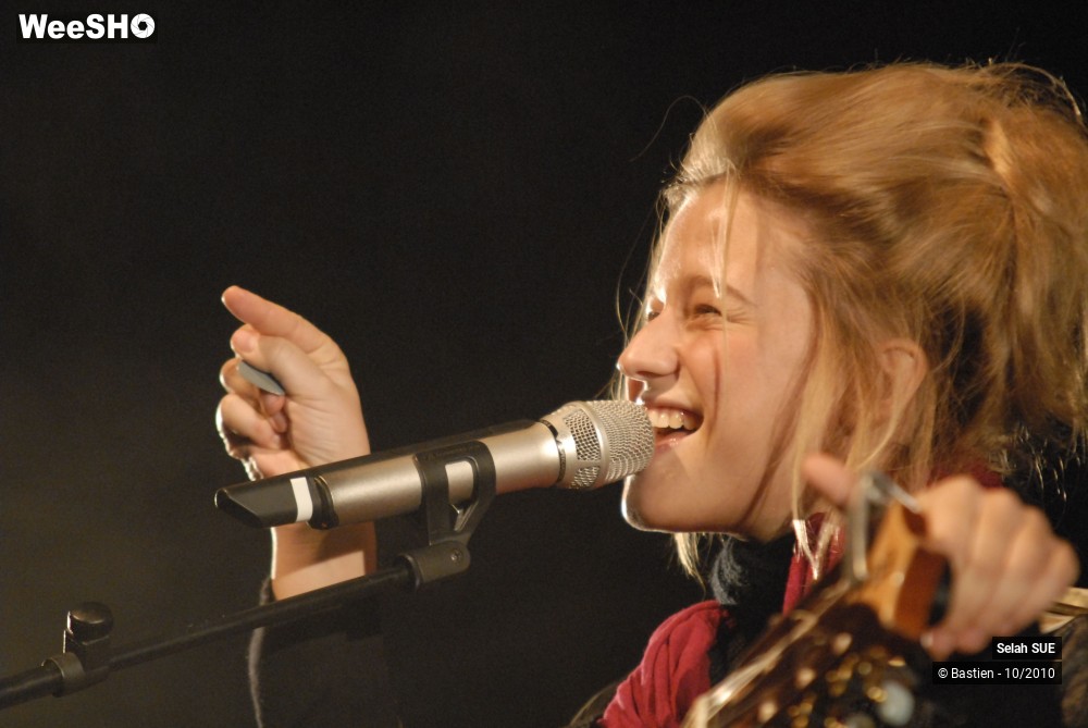 19/31 photos du spectacle Selah Sue