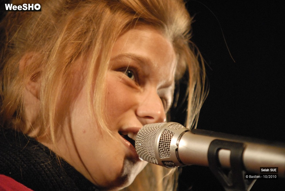 21/31 photos du spectacle Selah Sue