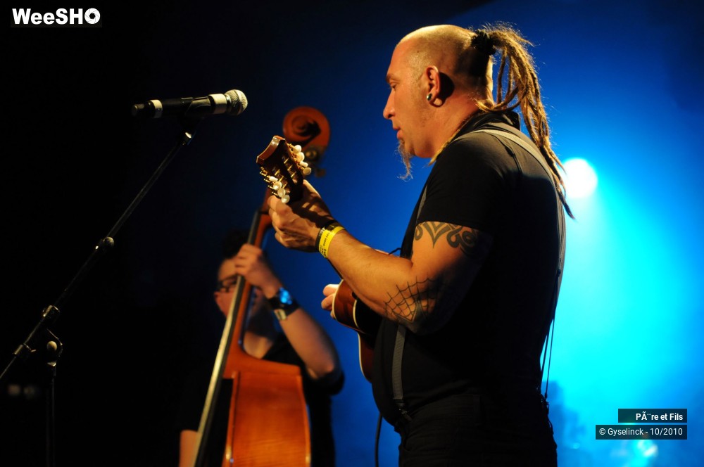 11/33 photos du spectacle Père et Fils