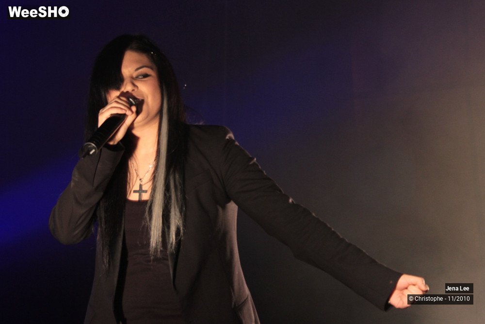 13/40 photos du spectacle Jena LEE