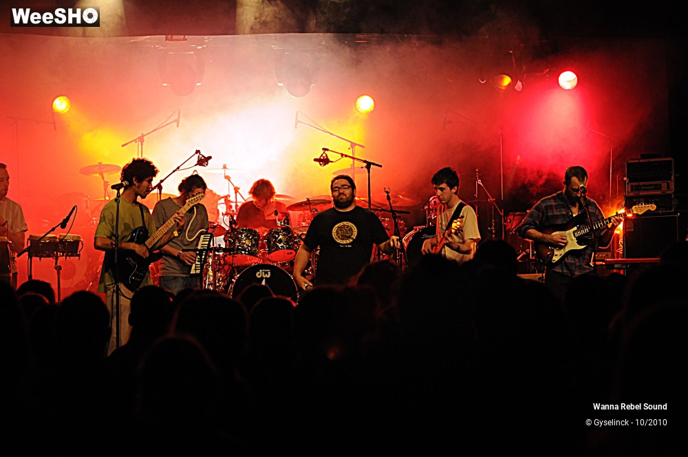 8/13 photos du spectacle Wanna Rebel Sound