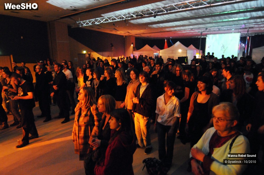 13/13 photos du spectacle Wanna Rebel Sound