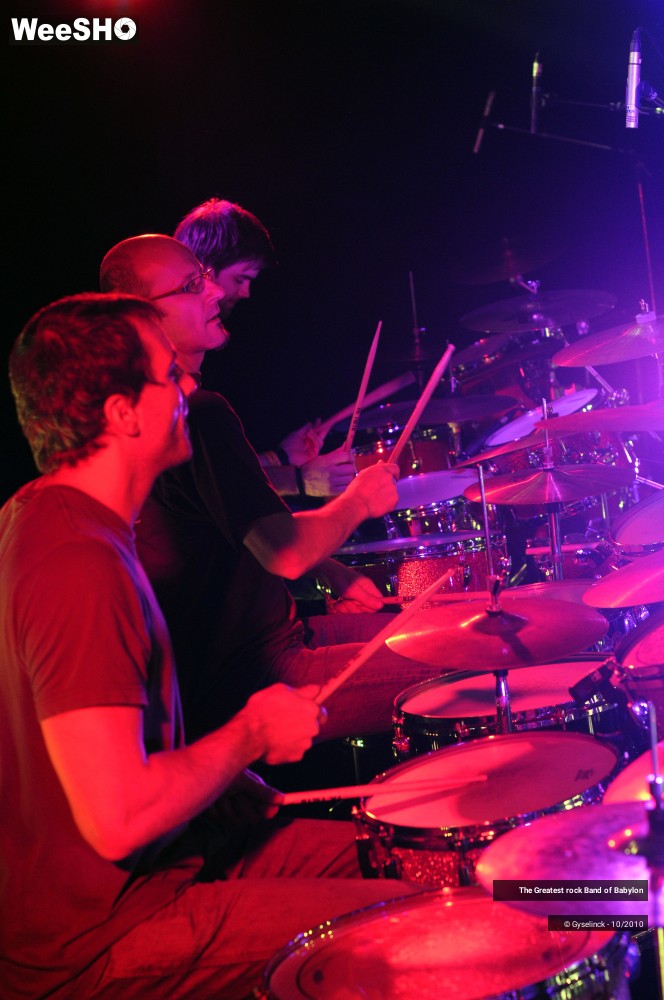 13/36 photos du spectacle The Greatest Rock Band Of Babylon