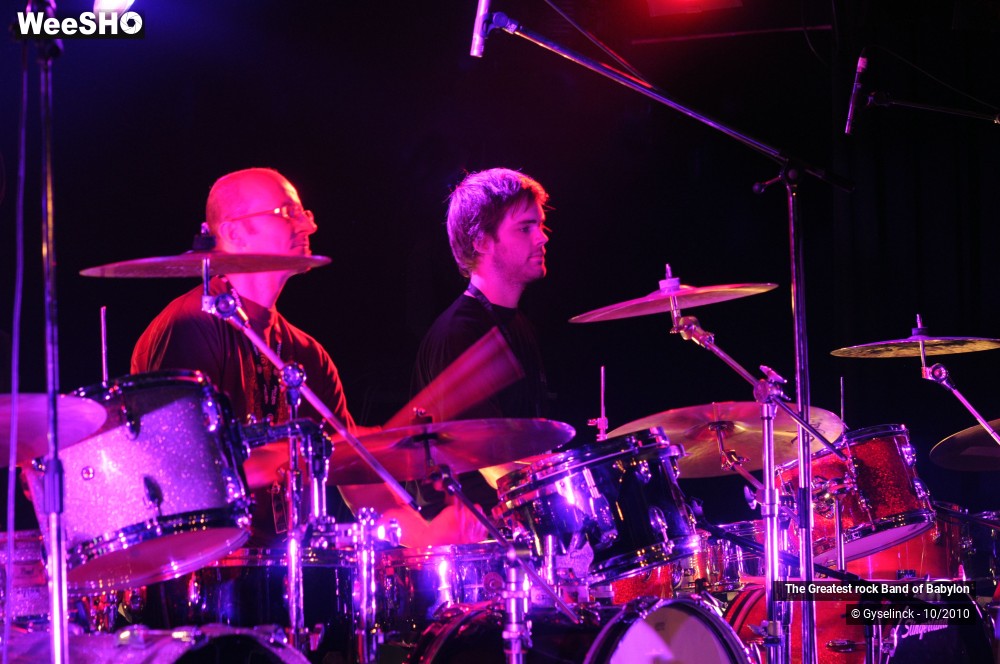 24/36 photos du spectacle The Greatest Rock Band Of Babylon