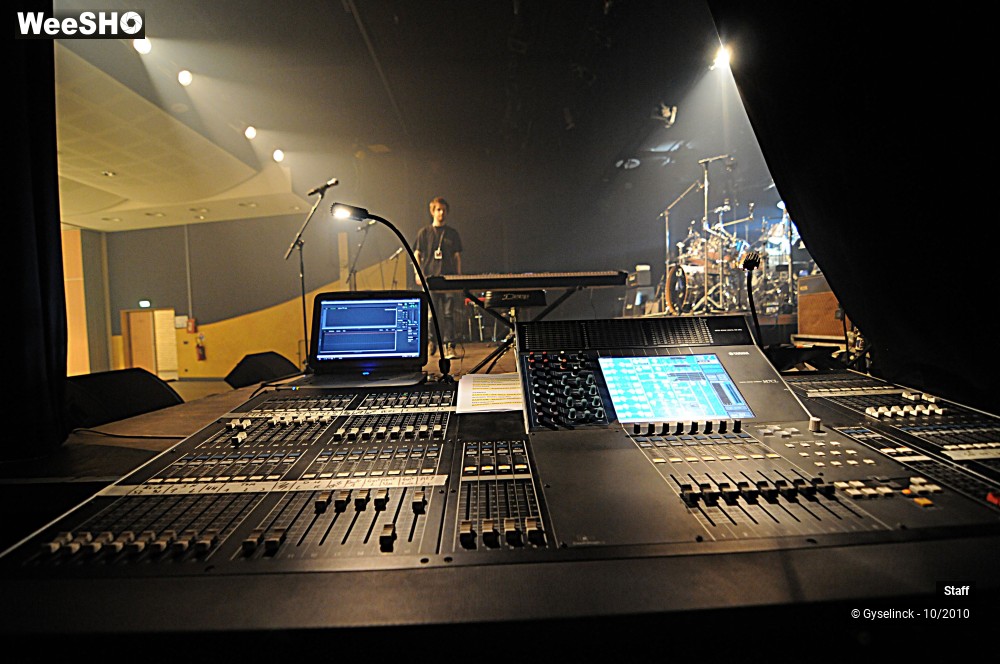 32/33 photos du spectacle Intramurock 2010 Backstage