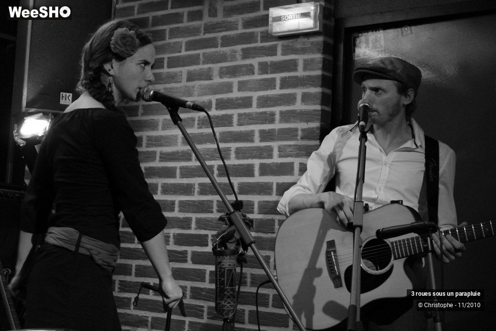 13/43 photos du spectacle 3 roues sous un parapluie