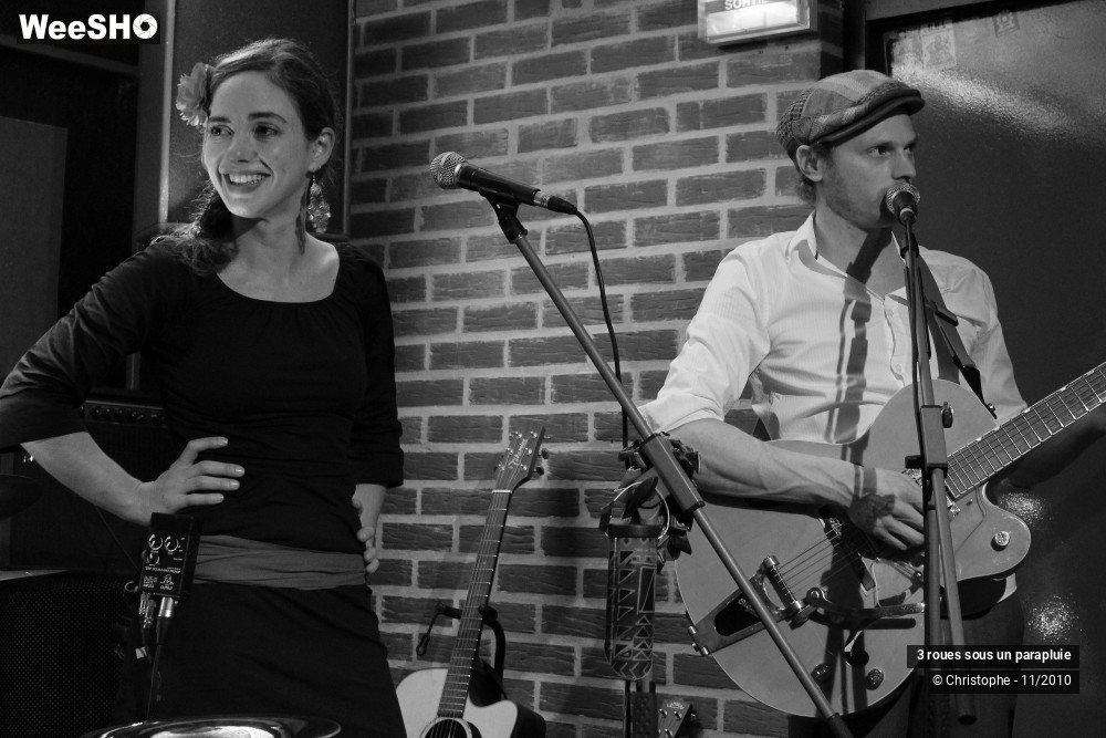 18/43 photos du spectacle 3 roues sous un parapluie