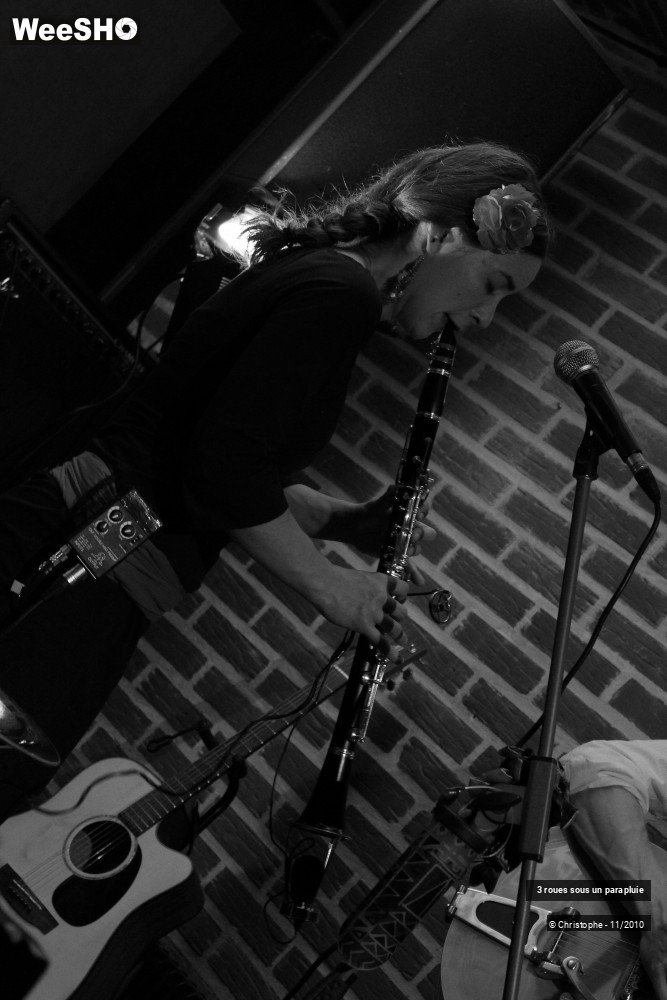 41/43 photos du spectacle 3 roues sous un parapluie