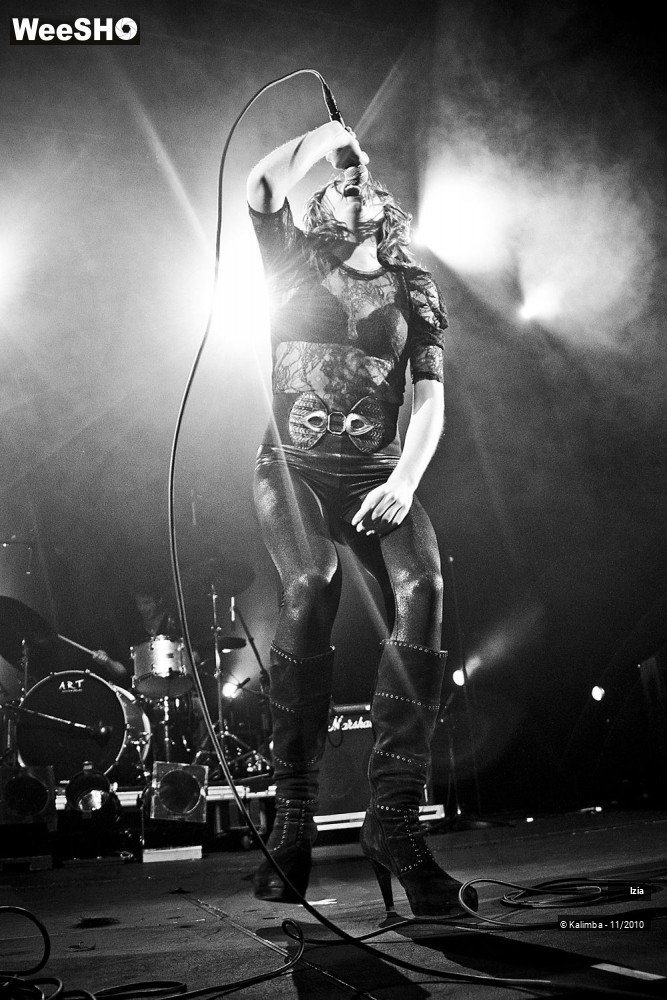 12/33 photos du spectacle Izia