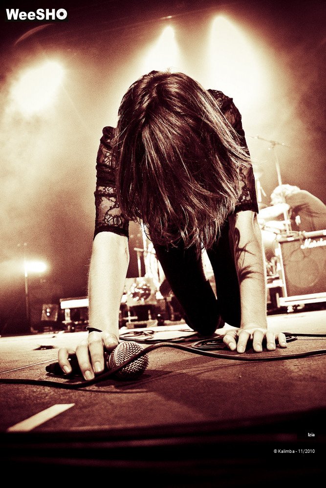 13/33 photos du spectacle Izia