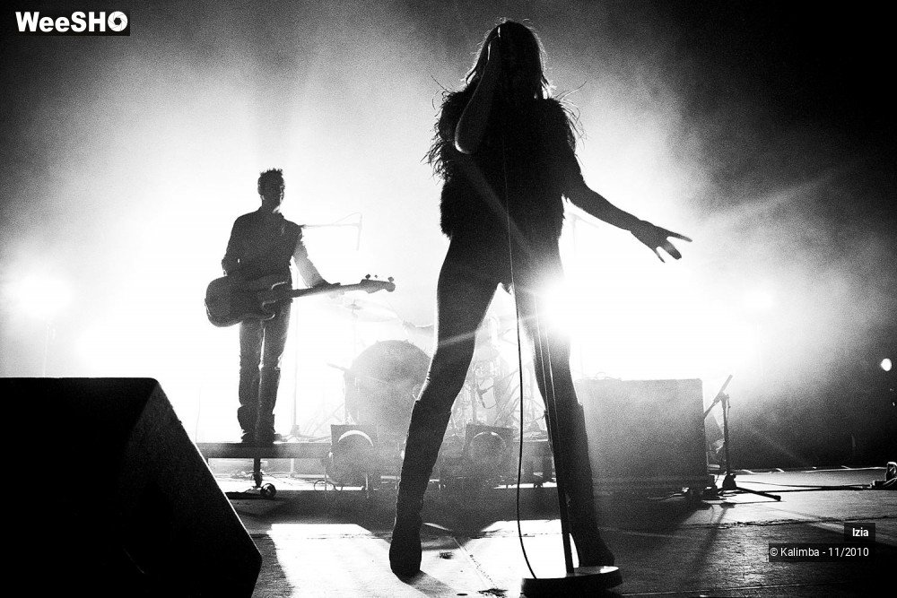 22/33 photos du spectacle Izia