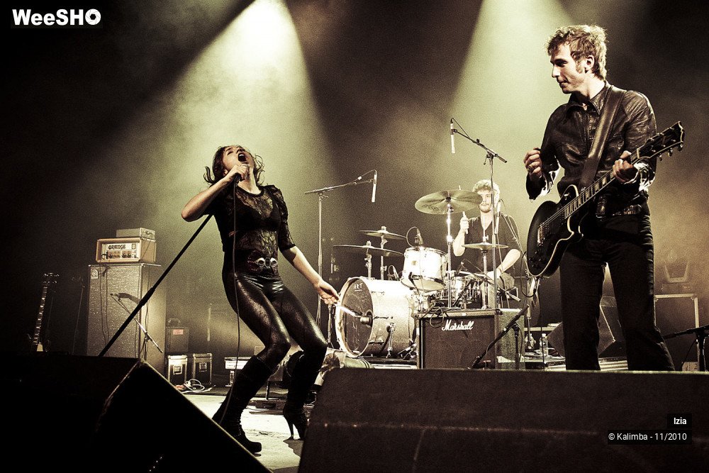 24/33 photos du spectacle Izia