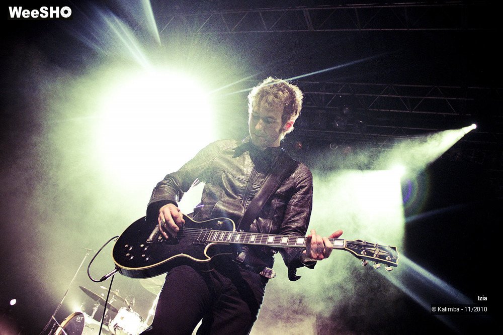 32/33 photos du spectacle Izia