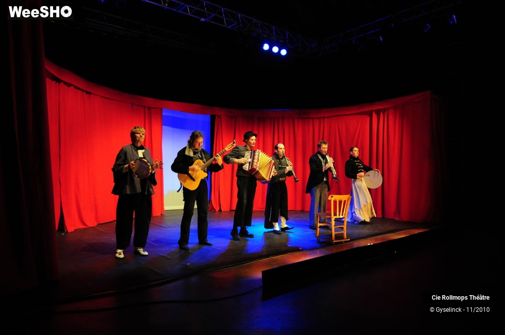 19/27 photos du spectacle Mystero Buffo