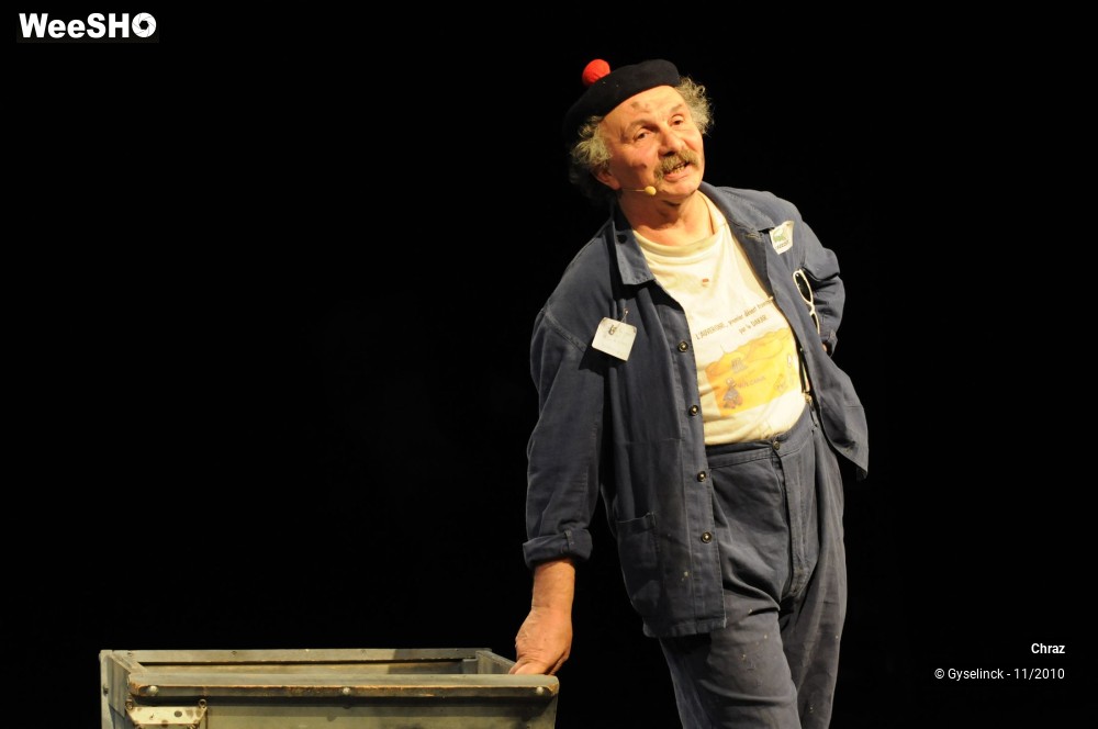 4/23 photos du spectacle 2036, le fond populaire