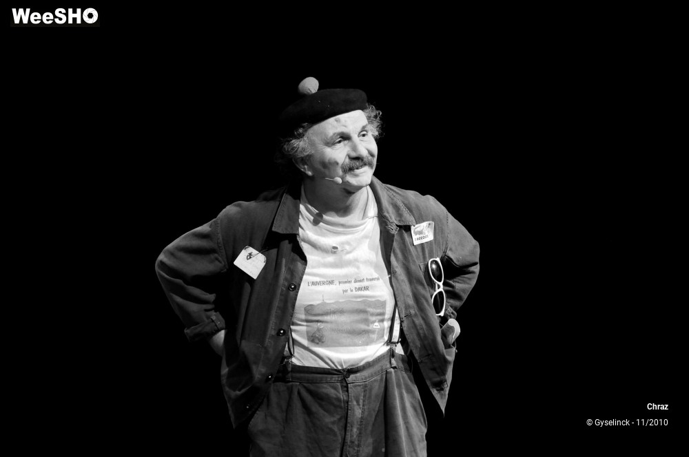 6/23 photos du spectacle 2036, le fond populaire