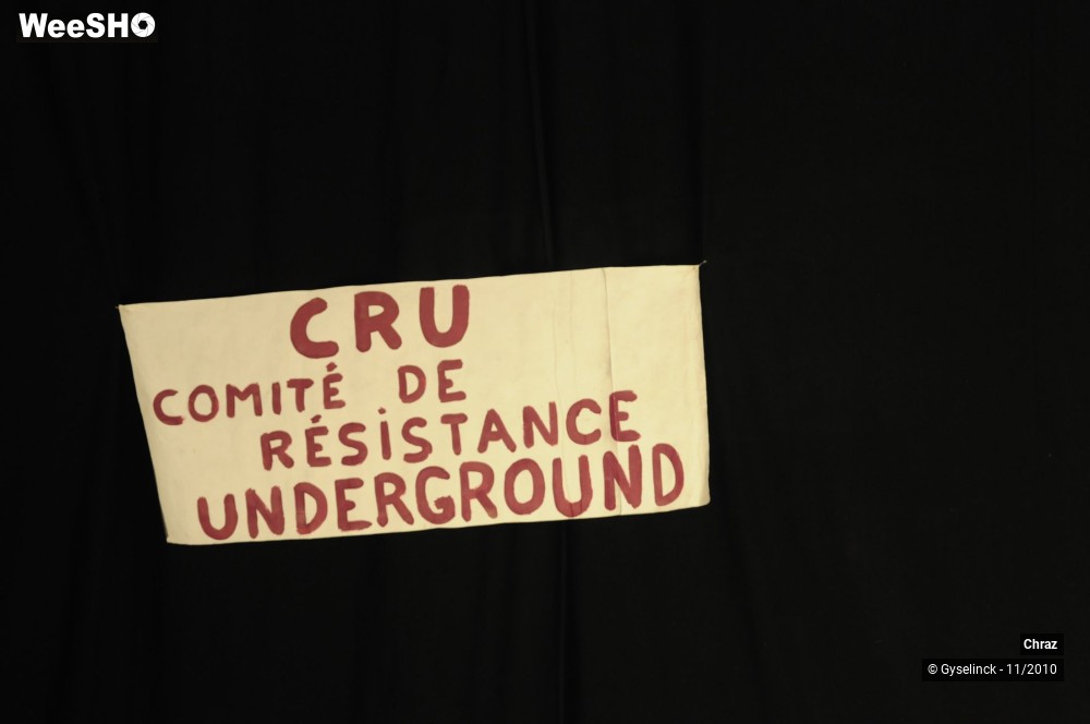 22/23 photos du spectacle 2036, le fond populaire