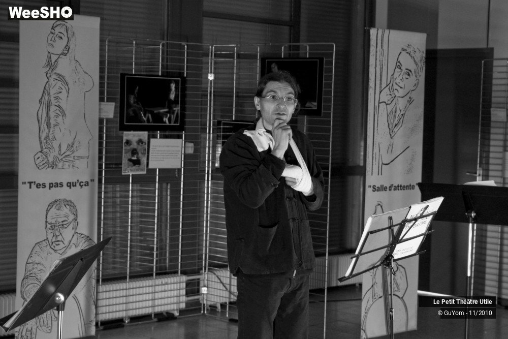 9/33 photos du spectacle Le Petit Théâtre Utile